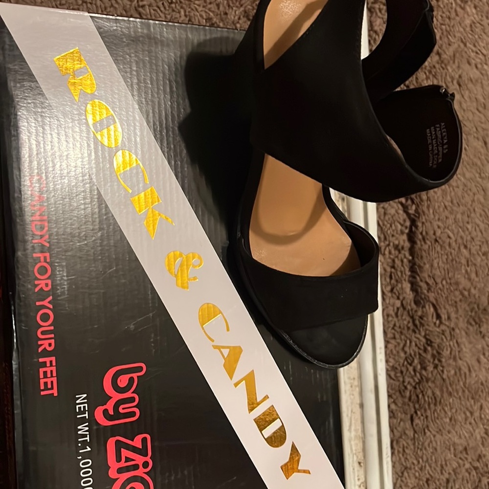 Rock and candy aleeya block heel shoe